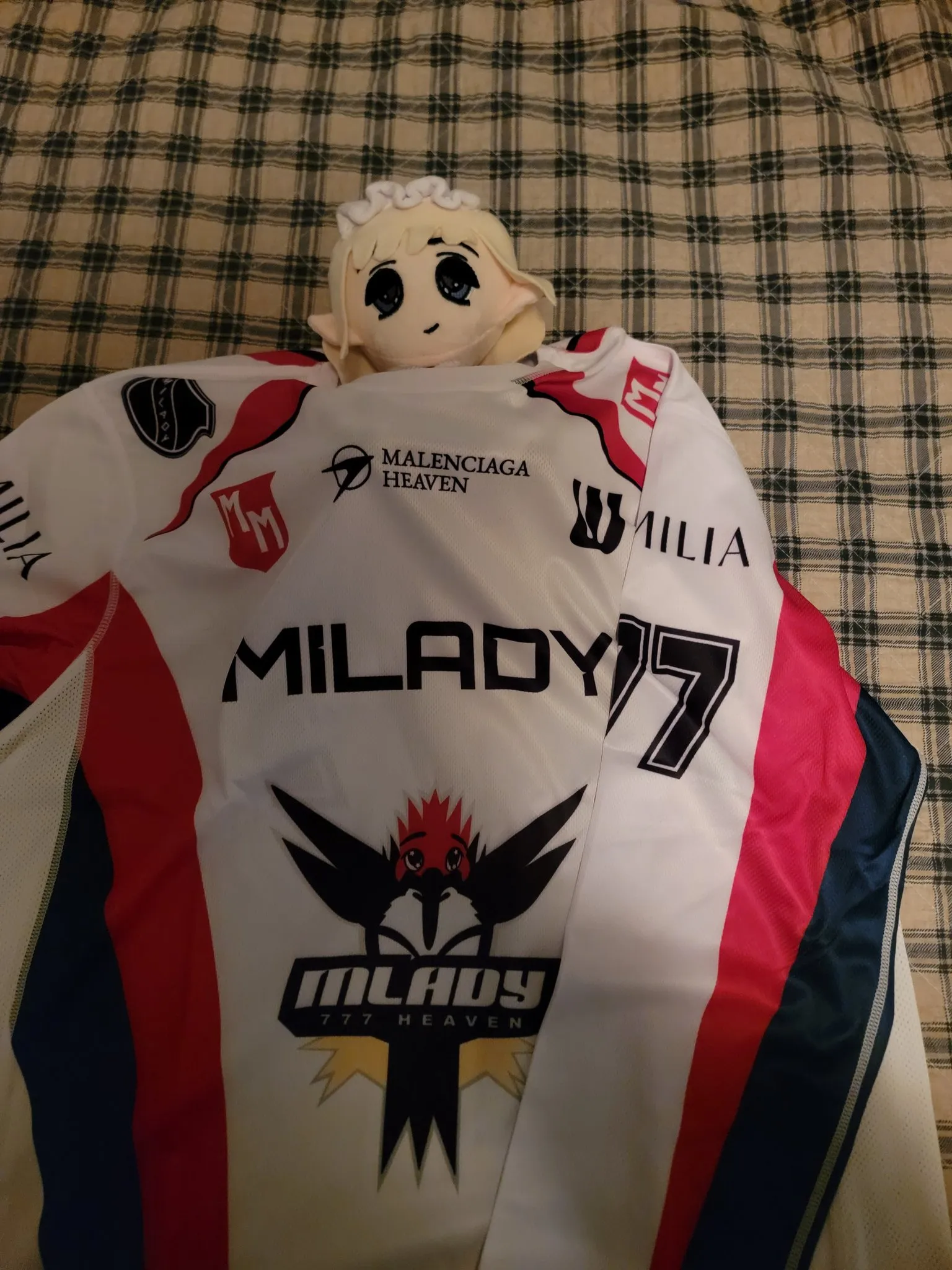 Mi777 jersey sticker detail